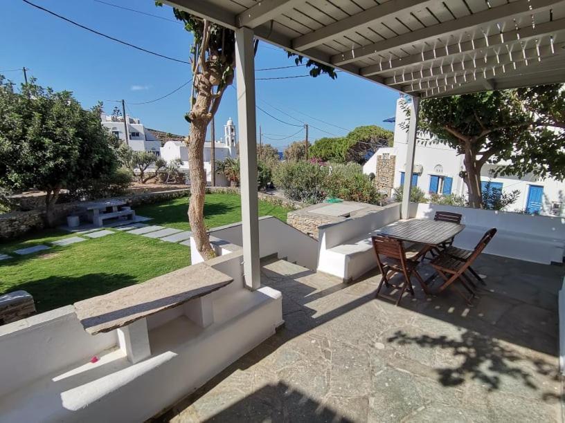 Elia Apartments Agios Romanos Extérieur photo